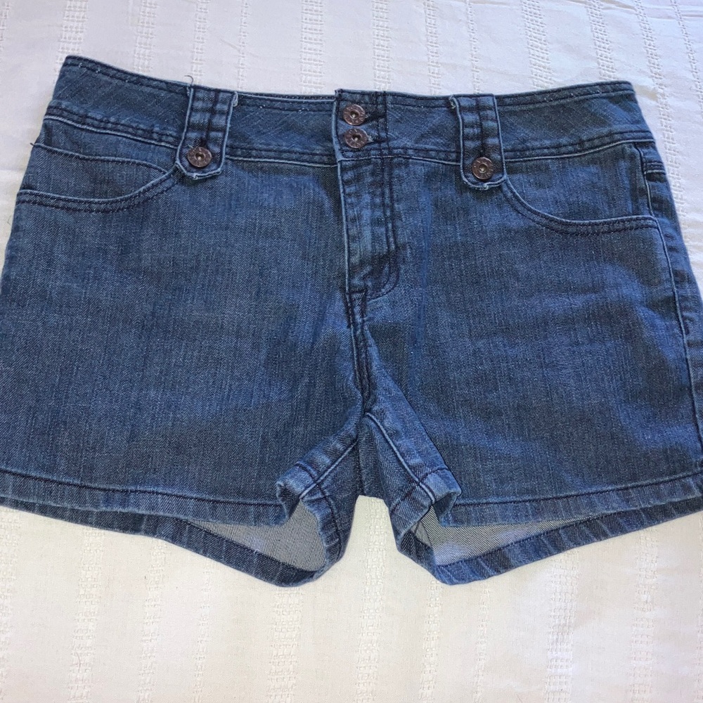 Cato Classic Blue Jean Short Shorts 34x3 slight stretch